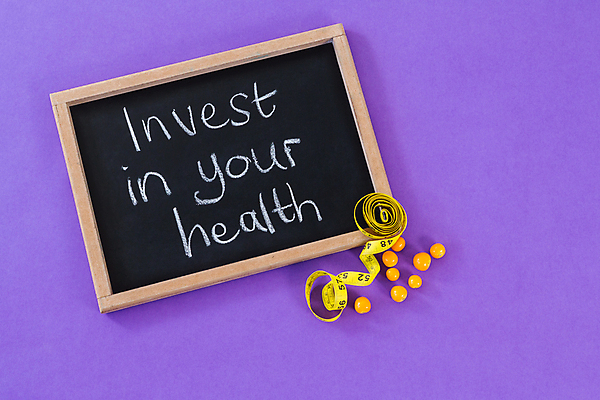 포토 JPG 해외이미지 스튜디오촬영 라이프스타일 컨셉 다이어트 과일 텍스트 통신 무선통신 설계 함께함 줄자 건강 식이요법 사람없음 목재 태블릿 자신감 메시지 고급 계획 연결 측정 칼로리 비타민 석판 영양분 터치스크린 스타일 카피스페이스 해외202105 해외포토 나무 감정 재료 실내 자 생활 전자제품 스마트기기 공백 영양소 파일형식