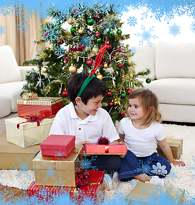 포토 JPG 해외이미지 나무 백인 라이프스타일 디자인 여자 남자 행복 어린이 크리스마스 겨울 공 가족 날씨 휴가 새로움 주택 프레임 함께함 선물 사랑 소년 내부 두명 컴퓨터그래픽 장식 빨간색 초록색 장난감 디지털 놀람 축하 잡기 눈송이 저녁 연도 언니 남동생 해외202105 해외포토 서양인 식물 계절 기념일 감정 컬러 컨셉 관계 모션 눈_날씨 표정 사람 건물 생활 그래픽 야간 자매 동생 파일형식