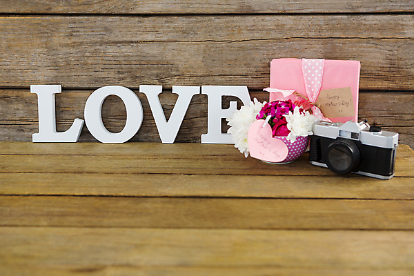 포토 JPG 해외이미지 무료이미지 전통 라이프스타일 알파벳 꽃 리본 줄기 잎 꽃무늬 포장 텍스트 통신 탁자 엄마 아이디어 선물 사랑 이벤트 사람없음 목재 선물상자 카메라 축제 희망 놀람 도전 수확 하트 축하 인사 신선 신용카드 메시지 우아함 다발 스마트 기회 향기 소원 돌봄 어머니의날 해외202105 해외포토 모양 나무 식물 영어 기념일 감정 가구 컨셉 무늬 농업 재료 가족 모션 표정 생활 금융 전자제품 상자 예절 냄새 미국문화 파일형식 무료콘텐츠