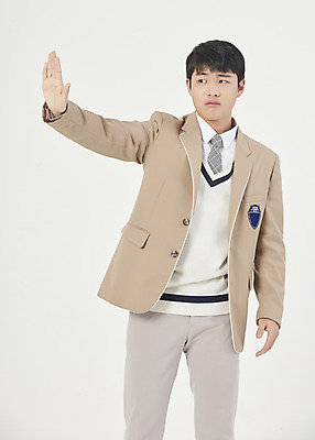 포토 JPG 스튜디오촬영 학생 남자 교복 청소년 고등학생 실내 한명 상반신 앞모습 10대 한국인 거절 흰배경 손뻗기 십대남자한명만 남고생 국내포토 1 옷 뷰포인트 백그라운드 컨셉 모션 사람 동양인 내부 흰색 남자한명만 십대남자만 파일형식