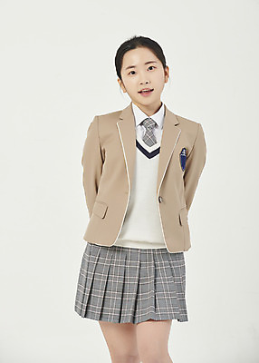 포토 JPG 스튜디오촬영 학생 여자 교복 청소년 여고생 고등학생 실내 한명 상반신 앞모습 10대 한국인 흰배경 뒷짐 십대여자한명만 국내포토 1 옷 뷰포인트 백그라운드 모션 사람 동양인 내부 흰색 여자한명만 십대여자만 파일형식