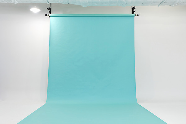 포토 JPG 스튜디오촬영 하늘색 백그라운드 스튜디오 실내 사람없음 준비 사진관 촬영장비 배경지 국내포토 내부 파란색 도구 파일형식
