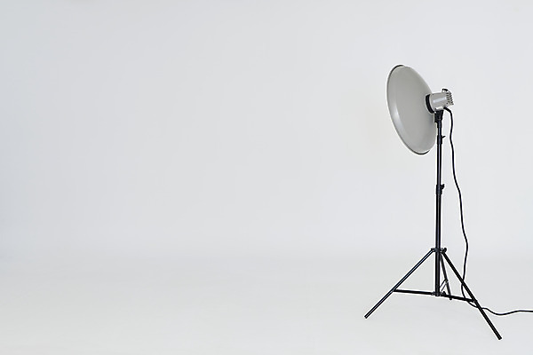 포토 JPG 스튜디오촬영 백그라운드 스튜디오 조명 실내 사람없음 흰색 준비 흰배경 사진관 사진조명 촬영장비 국내포토 컬러 내부 도구 파일형식