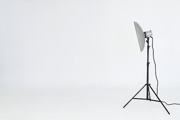 포토 JPG 스튜디오촬영 백그라운드 스튜디오 조명 실내 사람없음 흰색 준비 흰배경 사진관 사진조명 촬영장비 국내포토 컬러 내부 도구 파일형식