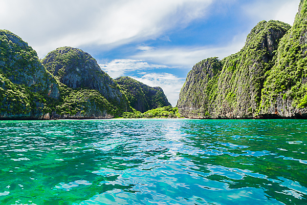 포토 JPG 해외이미지 무료이미지 전통 아시아 모래 바다 섬 여행 백그라운드 태국 자연 휴가 휴식 산 풍경 사람없음 여름 파란색 야자수 만 보트 꼬리 마야 석호 안다만 이국적 터키석 파라다이스 푸켓 해외202105 해외포토 나무 계절 나라 컬러 컨셉 배_교통 보석 생태계 마야문명 파일형식 무료콘텐츠