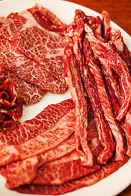 포토 JPG 접시 실내 생고기 사람없음 소고기 경상북도 담기 한우 영주 국내포토 식기 모션 육류 내부 경상도 파일형식