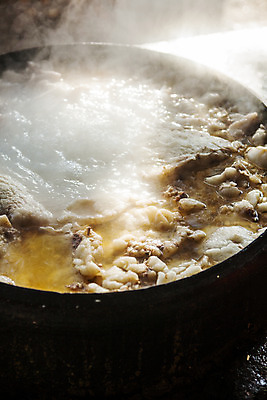 포토 JPG 전통 실내 사람없음 연기 가마솥 경상북도 국밥 끓이기 영주 국내포토 한식 모션 내부 솥 경상도 파일형식