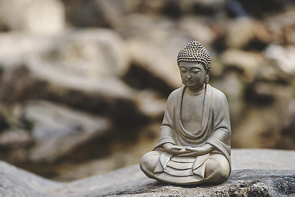 포토 JPG 주간 전통 불교 사람없음 야외 아웃포커스 부처님오신날 바위 불상 불교용품 오브젝트 부처 청계산 국내포토 자연요소 기념일 종교 종교용품 산 촬영기법 돌_바위 파일형식