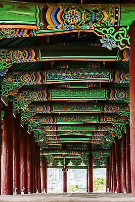 포토 JPG 주간 한국전통 한옥 풍경 사람없음 야외 기둥 전라남도 여수 국내여행 국내포토 자연요소 전통 건축 여행 고건축 한국 전라도 파일형식