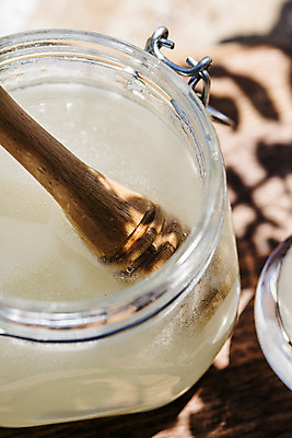 포토 JPG 주간 근접촬영 사람없음 야외 아웃포커스 특산물 꿀 아카시아 꿀단지 양봉 양봉장 울진 허니디퍼 국내포토 자연요소 나무 뷰포인트 촬영기법 도구 경상북도 파일형식