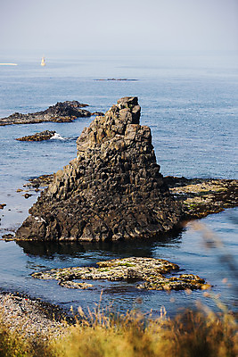 포토 JPG 주간 바다 풍경 사람없음 야외 바위 경주 경상북도 주상절리 국내포토 자연요소 돌_바위 경상도 파일형식