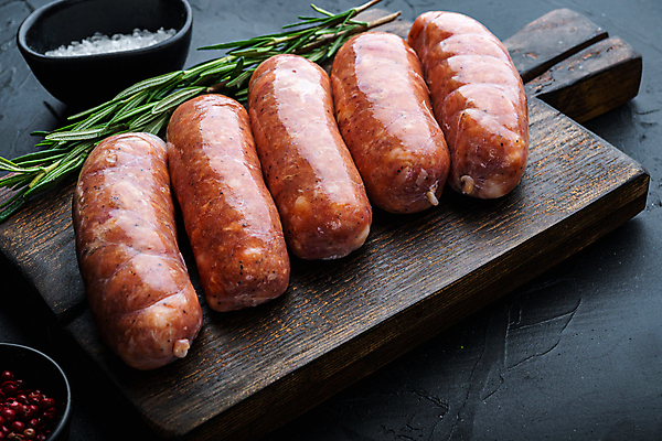 포토 JPG 해외이미지 검은배경 실내 육류 돼지고기 사람없음 전통음식 소시지 바비큐 흰배경 초리조 해외포토 전통 음식 백그라운드 식재료 내부 검은색 흰색 가공식품 파일형식