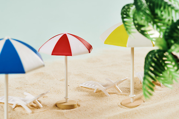 포토 JPG 스튜디오촬영 종이 모래 실내 해변 사람없음 여름 여름휴가 바캉스 야자수 여름풍경 미니어처 파라솔 페이퍼아트 선베드 여름라이프 국내포토 나무 라이프스타일 계절 바다 의자 휴가 풍경 내부 모형 파일형식 여름_계절