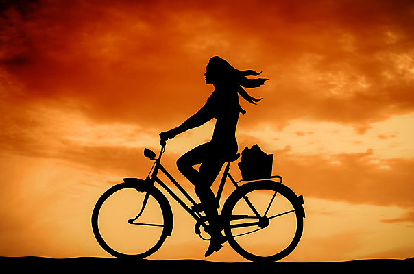 포토 JPG 해외이미지 전신 여자 실루엣 청소년 한명 야외 자전거 일몰 승차 야간 십대여자한명만 해외202004 해외202105 해외포토 자연요소 1 모션 촬영기법 사람 노을 바이크 여자한명만 십대여자만 파일형식