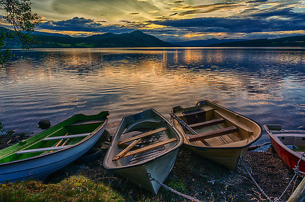 포토 JPG 해외이미지 구름 해외풍경 유럽 호수 하늘 산 노르웨이 사람없음 야외 야간 나룻배 해외202004 해외202105 해외포토 자연요소 해외 나라 배_교통 풍경 파일형식