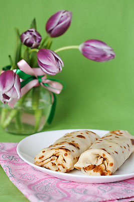 포토 JPG 해외이미지 음식 분홍색 꽃다발 유리 아침 휴가 디저트 요리 사람없음 초록색 쌓기 주방 꽃병 봄 튤립 식탁보 흰색 도자기 원형 아침식사 반죽 브런치 레시피 흙더미 팬케이크 점심식사 해외202004 해외202105 해외포토 주간 도형 계절 꽃 컬러 모션 재질 케이크 식사 흙 파일형식 더미