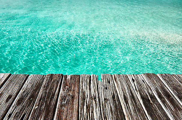 포토 JPG 해외이미지 바다 섬 여행 백그라운드 패턴 자연 휴가 풍경 사람없음 야외 목재 초록색 물 여름 파란색 항구 전원 방파제 질감 에메랄드 단상 몰디브 터키석 해외202004 해외202105 해외포토 자연요소 나무 계절 공공시설 아시아 컬러 무늬 재료 교통시설 전기에너지 보석 생태계 파일형식