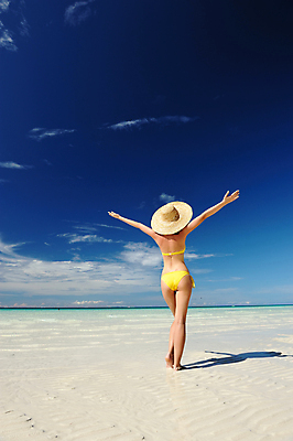 포토 JPG 해외이미지 라이프스타일 여자 무기 여행 자연 휴가 휴식 한명 사람 물 파란색 비키니 섹시 침묵 고급 휴양지 오르기 보라카이 멀리 파라다이스 해외202004 해외202105 해외포토 자연요소 1 수영복 컬러 컨셉 모션 필리핀 생활 소리 장소 생태계 파일형식