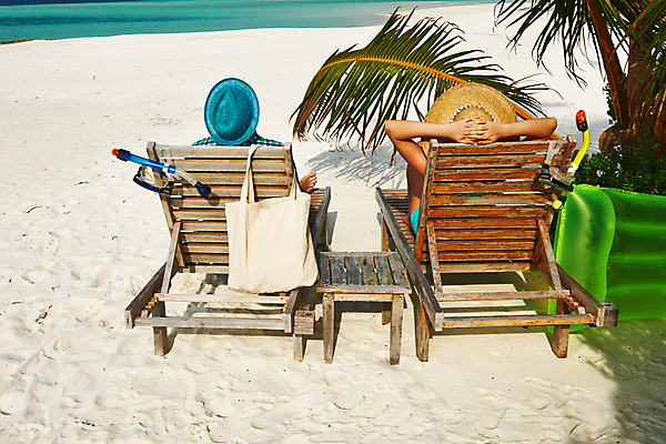 포토 JPG 해외이미지 나무 모자 라이프스타일 커플 바다 여행 2 의자 가방 가족 자연 휴가 휴식 손바닥 사랑 가면 사람 앉기 두명 초록색 물 여름 파란색 장비 전원 고급 선탠 휴양지 몰디브 뗏목 매트리스 이국적 해외202004 해외202105 해외포토 자연요소 식물 손 잡화 계절 감정 아시아 교통수단 컬러 가구 컨셉 배_교통 관계 모션 생활 장소 전기에너지 생태계 파일형식