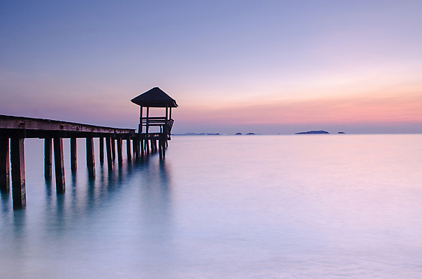 포토 JPG 해외이미지 구름 실루엣 바다 여행 태국 자연 하늘 지붕 풍경 사람없음 야외 여름 일출 일몰 낭만 스카이라인 착륙 해외202004 해외202105 해외포토 자연요소 계절 아시아 컨셉 촬영기법 노을 생태계 파일형식