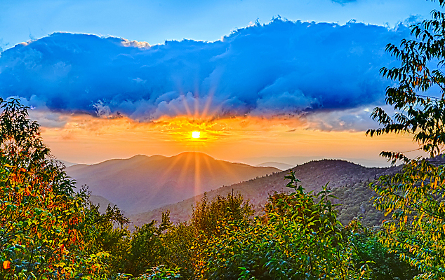 포토 JPG 해외이미지 주간 나무 구름 자연 산 풍경 사람없음 야외 여름 햇빛 일몰 해외202004 해외202105 해외포토 자연요소 식물 계절 태양 노을 생태계 파일형식