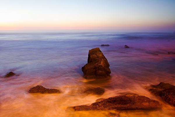 포토 JPG 해외이미지 유럽 모래 여행 백그라운드 자연 하늘 풍경 사람없음 야외 여름 태양 일출 일몰 낭만 바위 포르투갈 대서양 해외202004 해외202105 해외포토 자연요소 계절 나라 바다 컨셉 노을 돌_바위 생태계 파일형식