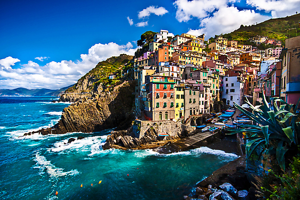 포토 JPG 해외이미지 주간 구름 바다 자연 하늘 풍경 사람없음 야외 마을 이탈리아 해안도시 자연백그라운드 해외202004 해외202105 해외포토 자연요소 유럽 백그라운드 도시 생태계 파일형식