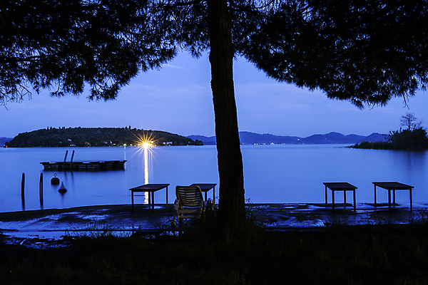 포토 JPG 해외이미지 나무 구름 공원 호수 여행 백그라운드 캐나다 자연 하늘 산 풍경 사람없음 야외 여름 강 태양 반사 일출 일몰 연못 야간 숲 해외202004 해외202105 해외포토 자연요소 식물 계절 공공시설 북아메리카 노을 생태계 파일형식