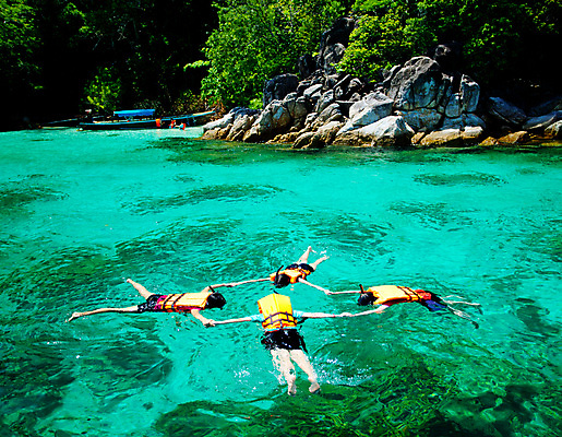 포토 JPG 해외이미지 바다 여행 태국 자연 휴가 휴식 산 사람 풍경 사람없음 여름 태양 산호 해외202004 해외202105 해외포토 자연요소 계절 아시아 컨셉 자포동물 생태계 파일형식