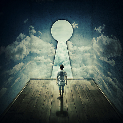 포토 JPG 해외이미지 전신 구름 남자 상상 추상 실내 한명 서기 성인 탈출 열쇠구멍 방안 상상력 성인남자한명만 해외202004 해외202105 해외포토 자연요소 1 컨셉 무늬 모션 사람 내부 남자한명만 성인남자만 파일형식