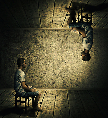 포토 JPG 해외이미지 전신 남자 의자 상상 추상 앉기 성인 두명 마주보기 상상력 성인남자만 해외202004 밀폐공간 해외202105 해외포토 가구 무늬 모션 사람 공간 남자만 성인만 파일형식