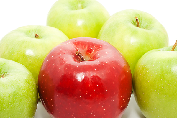 포토 JPG 해외이미지 실내 사람없음 사과 흰배경 청사과 해외202004 해외202105 해외포토 백그라운드 과일 내부 흰색 파일형식