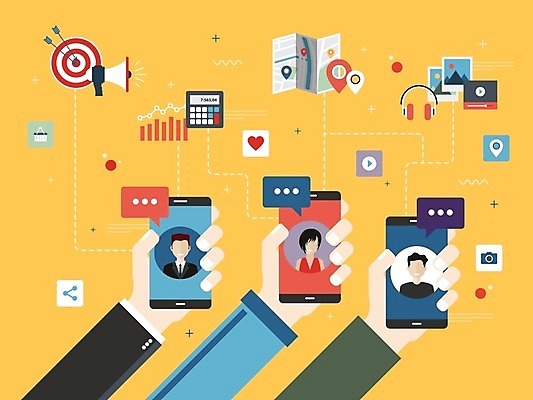 EPS 해외이미지 손 여자 남자 말풍선 지도 일러스트 화살 말하기 대화 들기 상반신 성인 신체부위 세명 스마트폰 헤드셋 확성기 계산기 하트 과녁판 소셜네트워크 성인만 해외202004 해외202105 해외일러스트 모양 음향기기 모션 문구용품 사람 핸드폰 스마트기기 헤드폰 장비 파일형식 벡터