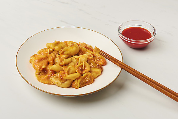 포토 JPG 스튜디오촬영 접시 음식 실내 사람없음 해산물 흰배경 나무젓가락 멍게 초고추장 국내포토 식기 백그라운드 젓가락 내부 바다동물 흰색 양념 파일형식