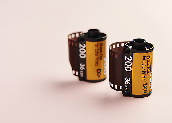 포토 분홍색 백그라운드 컨셉 실내 내부 필름 파일형식 아날로그 복고 사진필름 스튜디오촬영 감성 JPG 사람없음 분홍색배경 오브젝트 국내포토