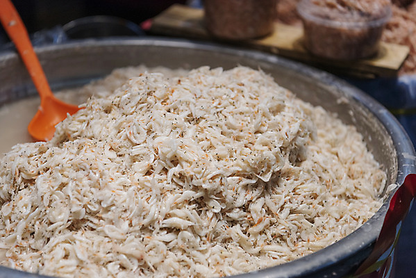 포토 JPG 식재료 사람없음 국자 재래시장 강화도 새우젓 국내포토 주방용품 시장 인천 젓갈 파일형식