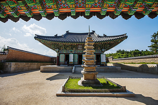 포토 JPG 주간 구름 그림자 풍경 사람없음 야외 사찰 강원도 동해 낙산사 양양군 칠층석탑 국내포토 자연요소 바다 종교건축 한국 석탑 양양 파일형식