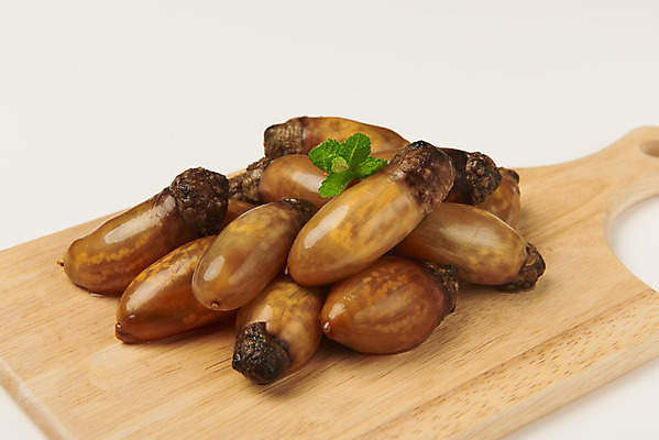 포토 JPG 스튜디오촬영 실내 사람없음 봄 해산물 흰배경 나무도마 미더덕 애플민트 제철음식 국내포토 계절 음식 백그라운드 도마 내부 목재 수중동물 흰색 민트 제철 파일형식