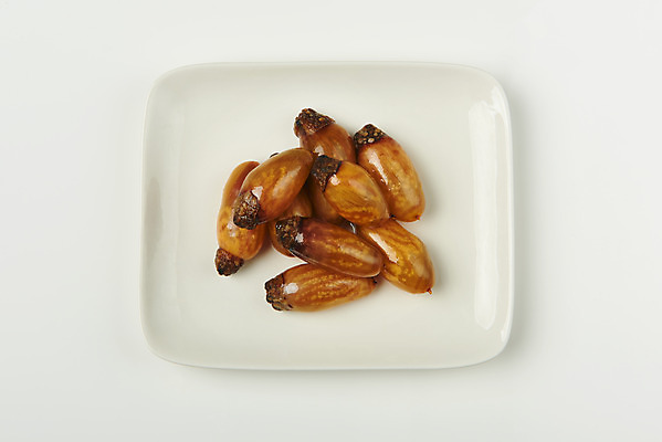 포토 JPG 스튜디오촬영 접시 실내 사람없음 하이앵글 봄 해산물 흰배경 미더덕 제철음식 국내포토 식기 계절 음식 뷰포인트 백그라운드 내부 수중동물 흰색 제철 파일형식