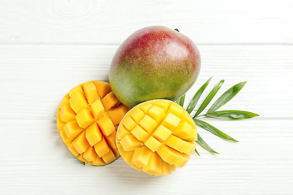 포토 JPG 해외이미지 실내 사람없음 하이앵글 신선 달콤 열대과일 흰배경 망고 맛있는 해외포토 뷰포인트 백그라운드 과일 내부 흰색 맛 파일형식