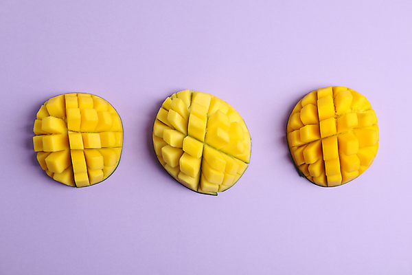 포토 JPG 해외이미지 실내 사람없음 하이앵글 신선 달콤 열대과일 망고 보라색배경 맛있는 해외포토 뷰포인트 백그라운드 과일 내부 보라색 맛 파일형식