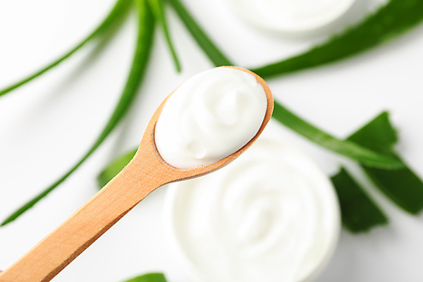 포토 JPG 해외이미지 스튜디오촬영 실내 사람없음 하이앵글 흰배경 나무숟가락 알로에 해외포토 식물 뷰포인트 백그라운드 내부 숟가락 흰색 파일형식