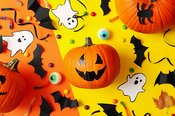 포토 JPG 해외이미지 리본 실내 사람없음 장식 하이앵글 할로윈 가을 페이퍼아트 유령 거미 박쥐 젤리 노란배경 잭오랜턴 해외포토 계절 뷰포인트 곤충 백그라운드 포유류 디저트 내부 노란색 파일형식