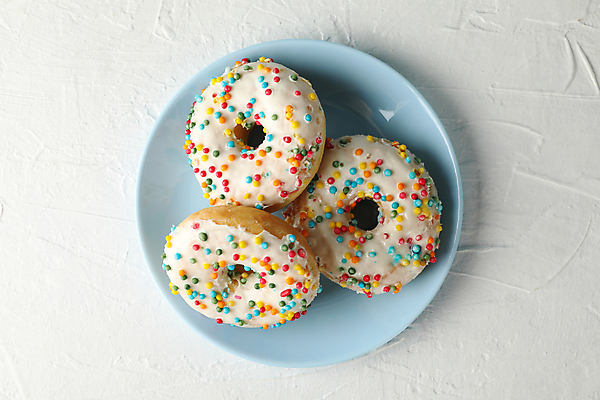 포토 JPG 해외이미지 접시 사람없음 하이앵글 도넛 흰배경 해외포토 식기 뷰포인트 백그라운드 디저트 흰색 파일형식