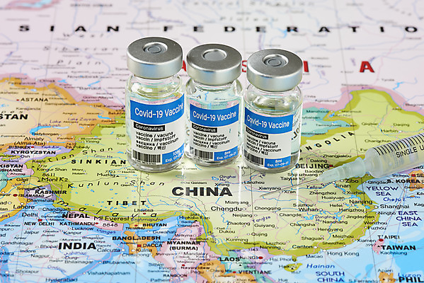 포토 JPG 스튜디오촬영 해외여행 세계지도 실내 주사기 사람없음 중국 사회이슈 주사약 면역력 백신 접종 코로나바이러스 바이알 포스트코로나 델타변이바이러스 위드코로나 국내포토 해외 아시아 여행 컨셉 지도 의학 의료기기 내부 세계 약 의료용품 바이러스 파일형식