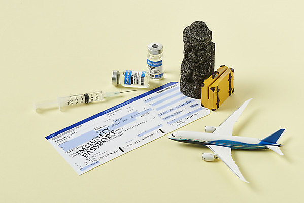 포토 JPG 스튜디오촬영 휴가 실내 주사기 사람없음 제주도 미니어처 돌하르방 사회이슈 항공권 선베드 주사약 국내여행 노란배경 면역력 백신 비행기모형 접종 코로나바이러스 바이알 포스트코로나 백신여권 델타변이바이러스 위드코로나 국내포토 여행 백그라운드 컨셉 의자 의학 의료기기 비행기 한국 내부 약 노란색 모형 의료용품 티켓 바이러스 파일형식