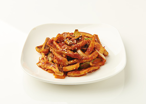 포토 JPG 스튜디오촬영 접시 한식 반찬 실내 사람없음 하이앵글 흰배경 오징어무침 집밥 국내포토 식기 음식 뷰포인트 백그라운드 내부 흰색 무침 파일형식