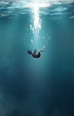 전신 PSD 여자 바다 일러스트 한명 성인 바닷속 고독 청록색 물에빠짐 우울감 성인여자한명만 공허 국내일러스트 1 감정 컬러 컨셉 사람 수중 여자한명만 성인여자만 파일형식