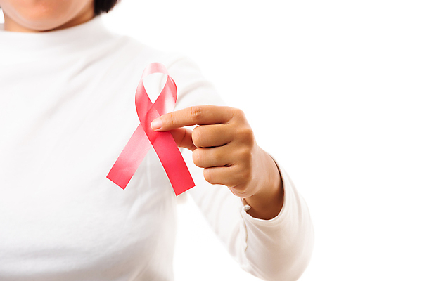 포토 JPG 해외이미지 여자 리본 캠페인 실내 한명 들기 사람 상반신 성인 앞모습 빨간색 흰배경 예방 에이즈 성인여자한명만 세계에이즈의날 해외포토 1 기념일 뷰포인트 컬러 백그라운드 모션 내부 흰색 질병 여자한명만 성인여자만 파일형식