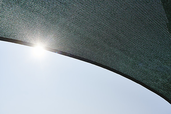 포토 JPG 주간 로우앵글 하늘 날씨 풍경 사람없음 야외 여름 햇빛 태양 더위 그늘막 국내포토 자연요소 계절 뷰포인트 그늘 파일형식